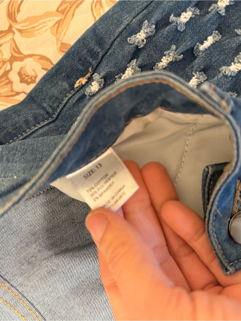 Fashion Nova High-Rise Blue Denim Jeans with White Side Pattern - Picture 5 of 7